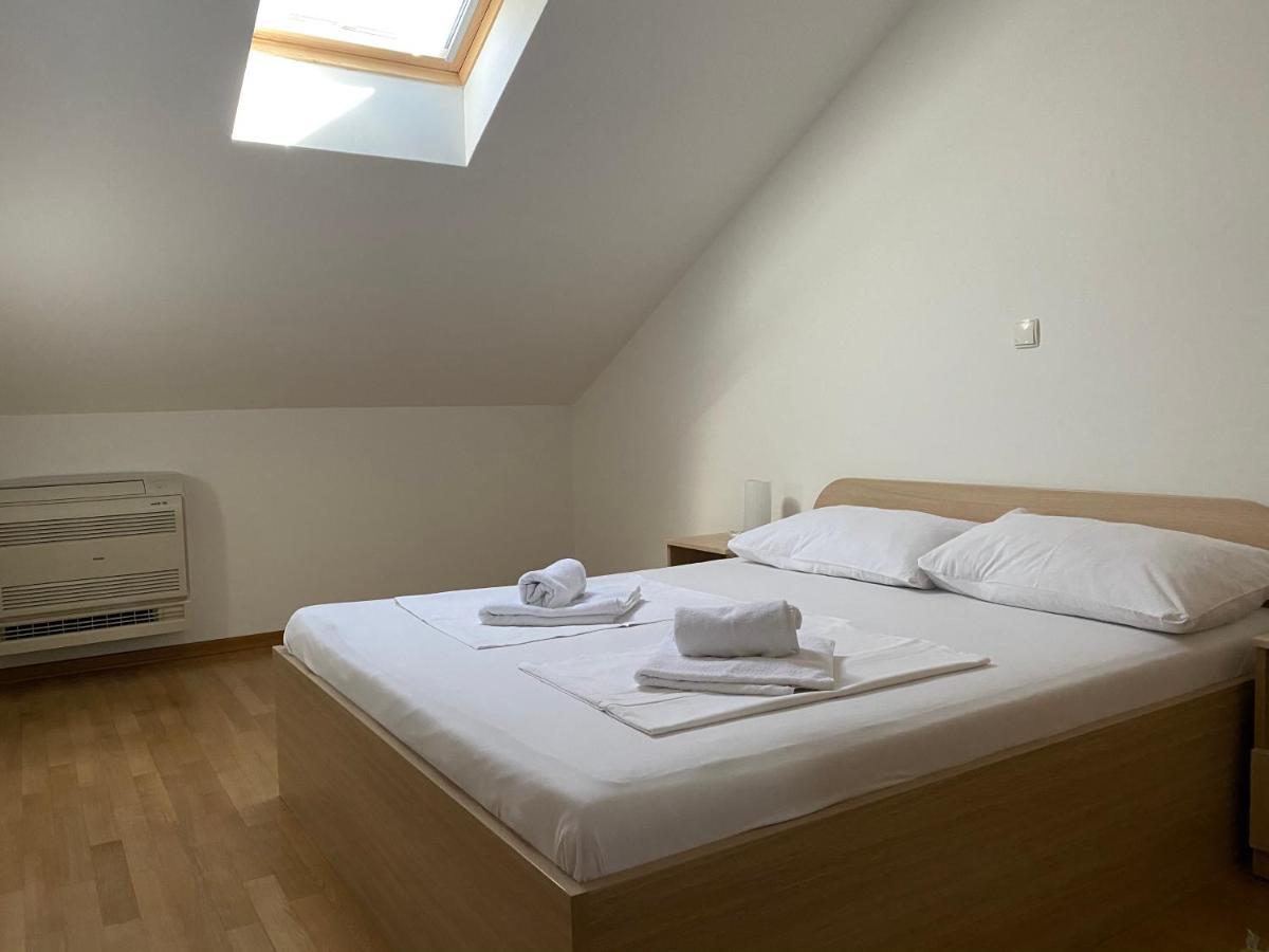 Apartmani Funda โบล ภายนอก รูปภาพ